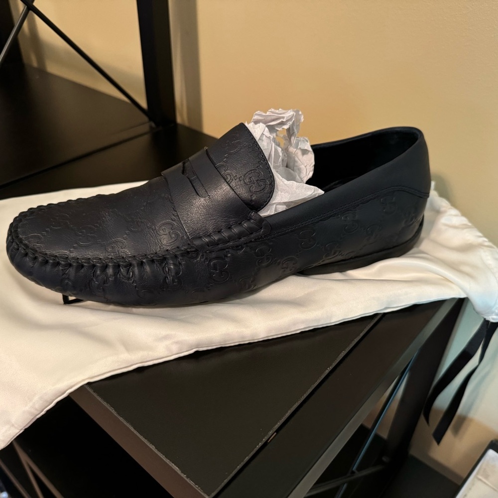 Gucci mens loafers, navy, size 10